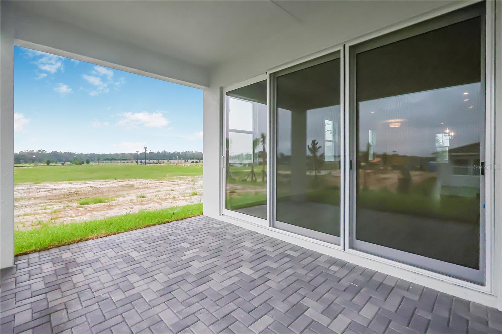 570 HAMMOCK OAKS BLVD, LADY LAKE, FL, 32159