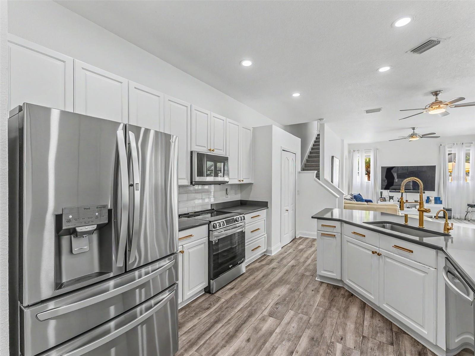 23051 EAGLES WATCH DR, LAND O LAKES, FL, 34639