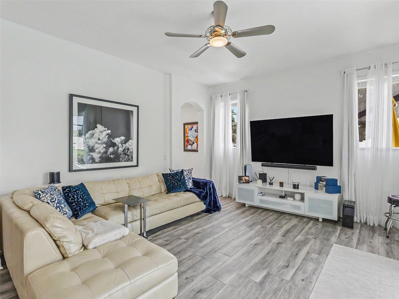 23051 EAGLES WATCH DR, LAND O LAKES, FL, 34639