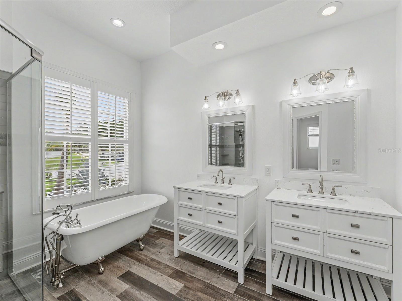 23051 EAGLES WATCH DR, LAND O LAKES, FL, 34639