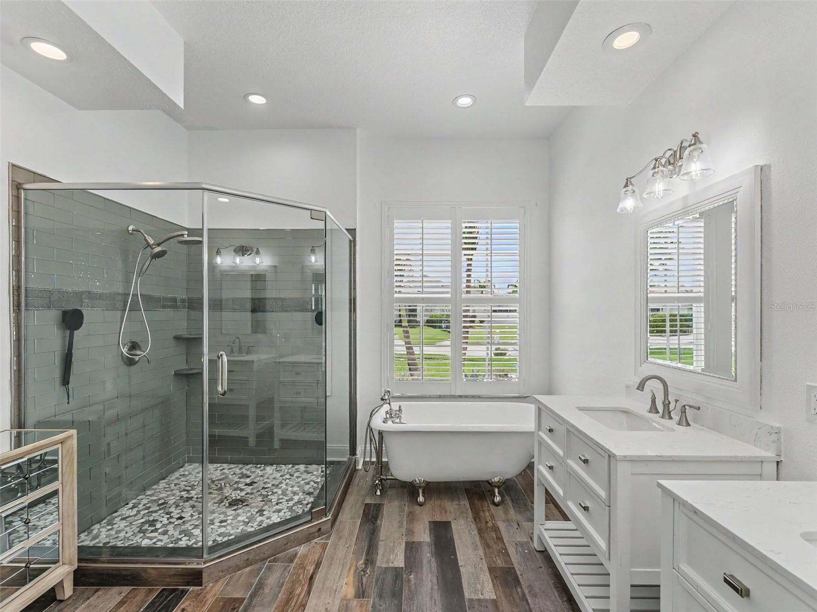 23051 EAGLES WATCH DR, LAND O LAKES, FL, 34639