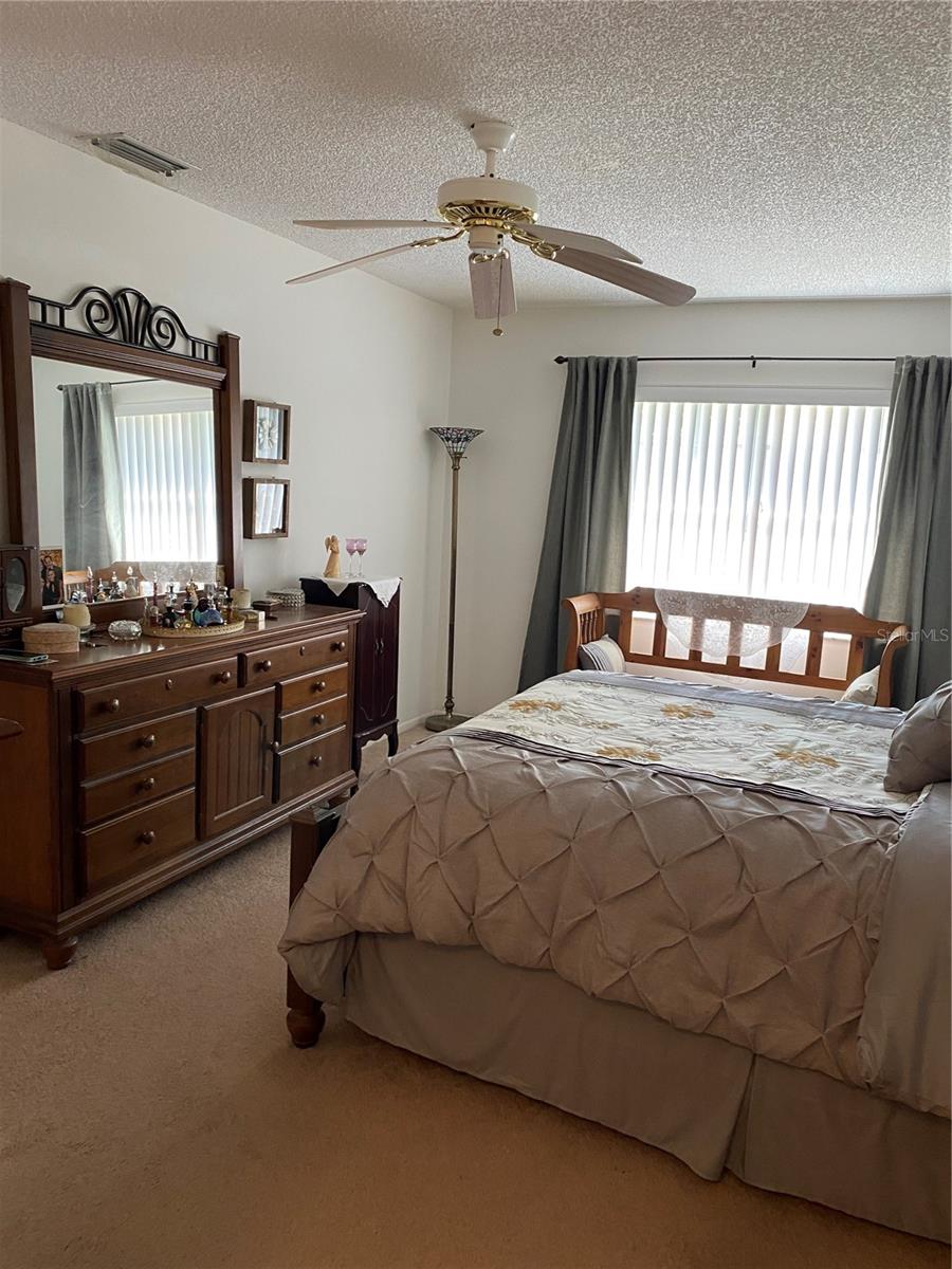 1059 DUNROBIN DR #B, PALM HARBOR, FL, 34684