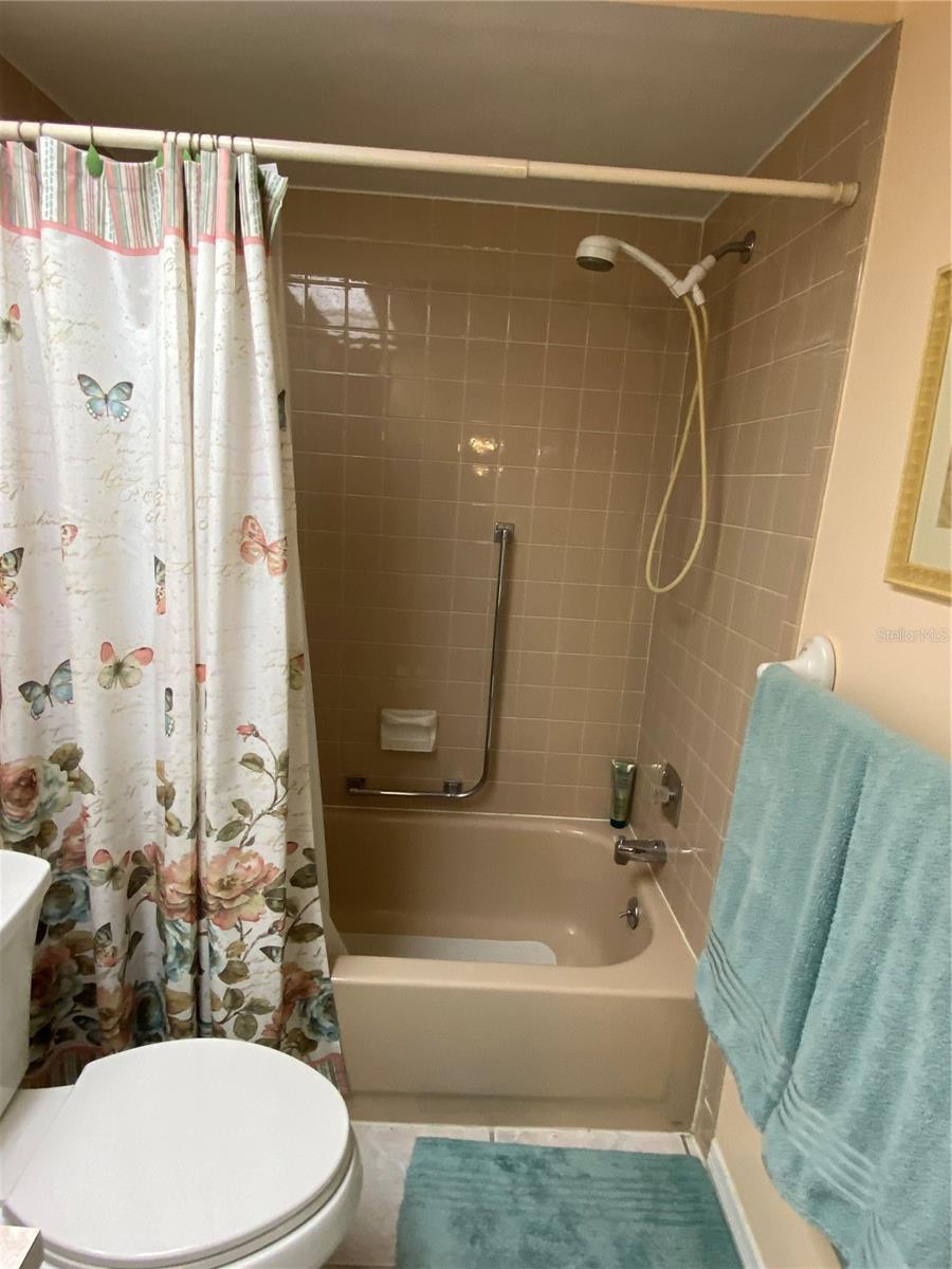 1059 DUNROBIN DR #B, PALM HARBOR, FL, 34684