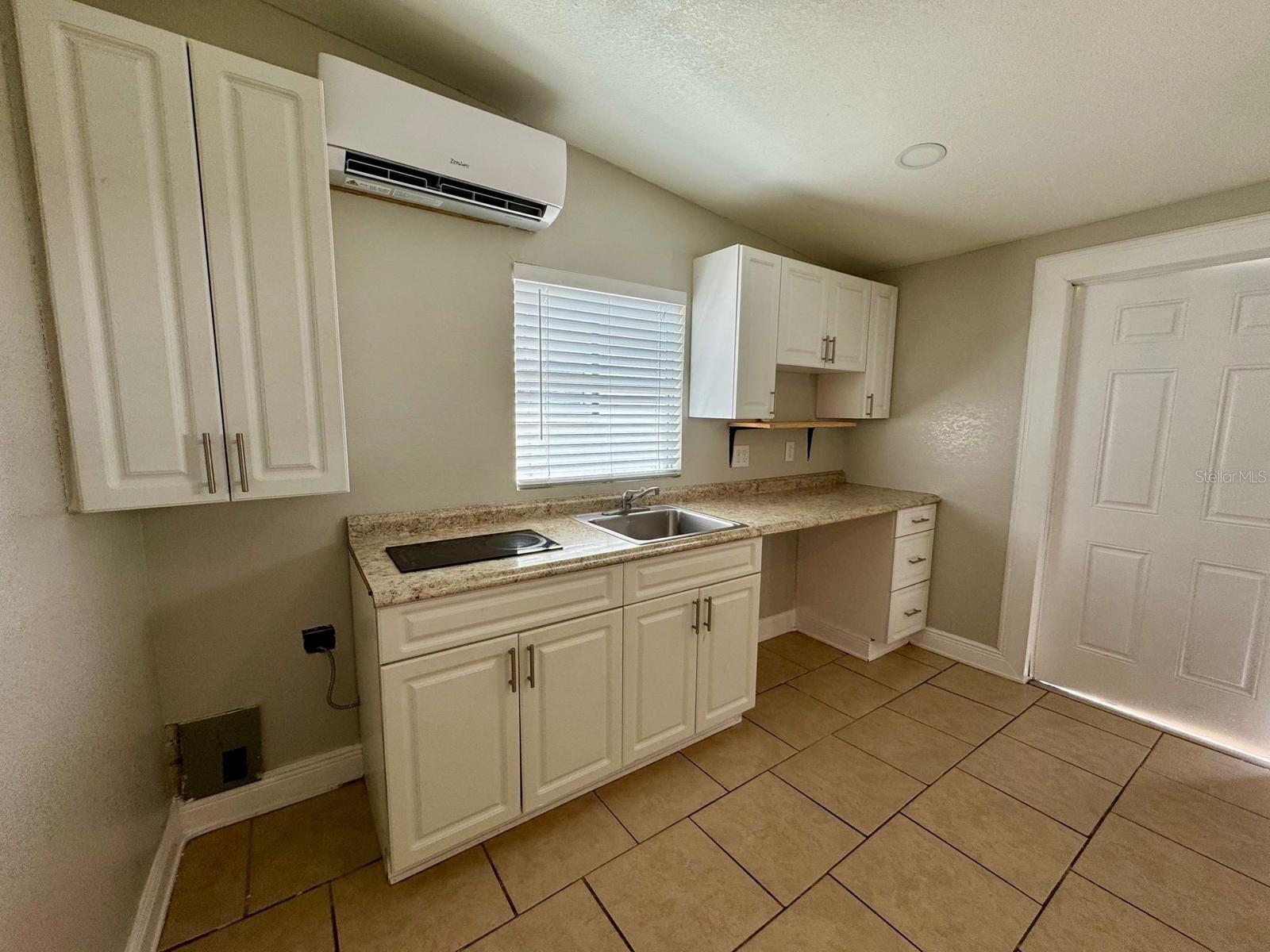 1310 W BURGER ST #2, TAMPA, FL, 33604