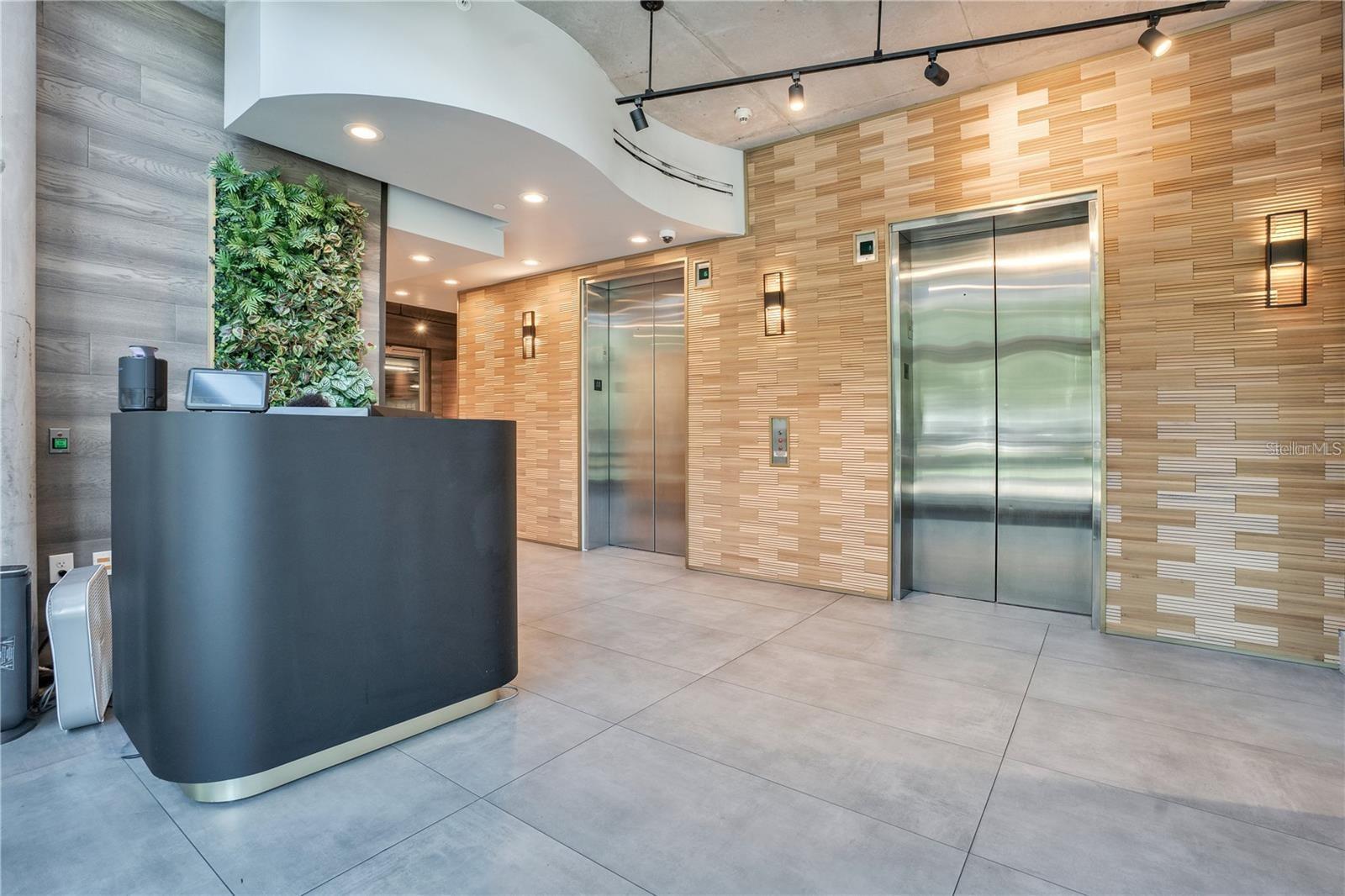 525 E JACKSON ST #403, ORLANDO, FL, 32801