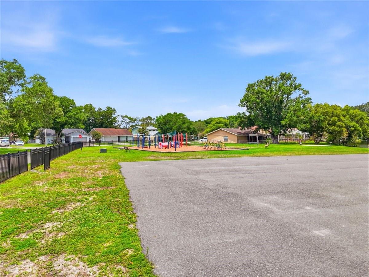 1422 PERIWINKLE CT, LAKELAND, FL, 33811
