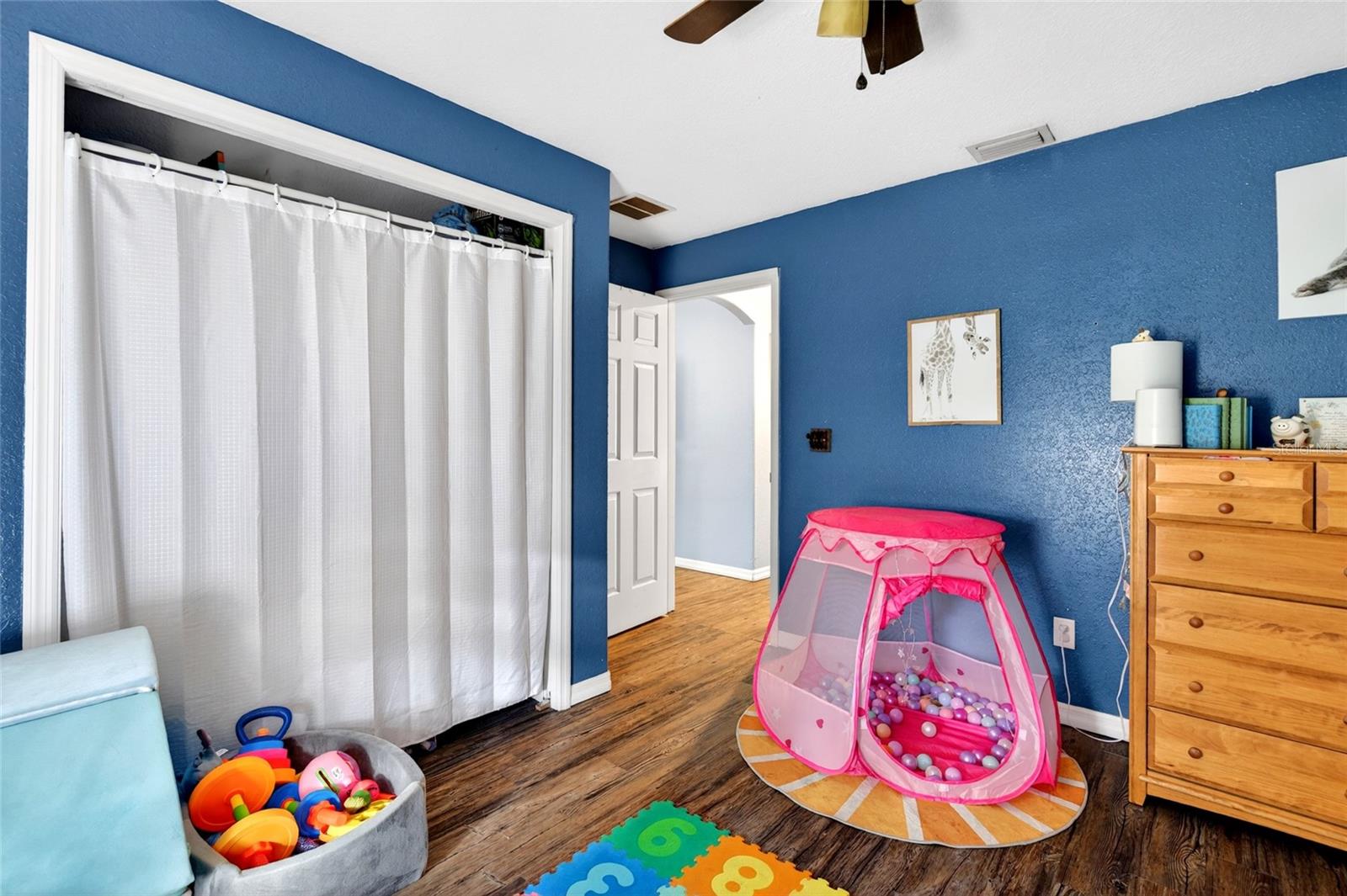 45 LARCH RADL, OCALA, FL, 34480