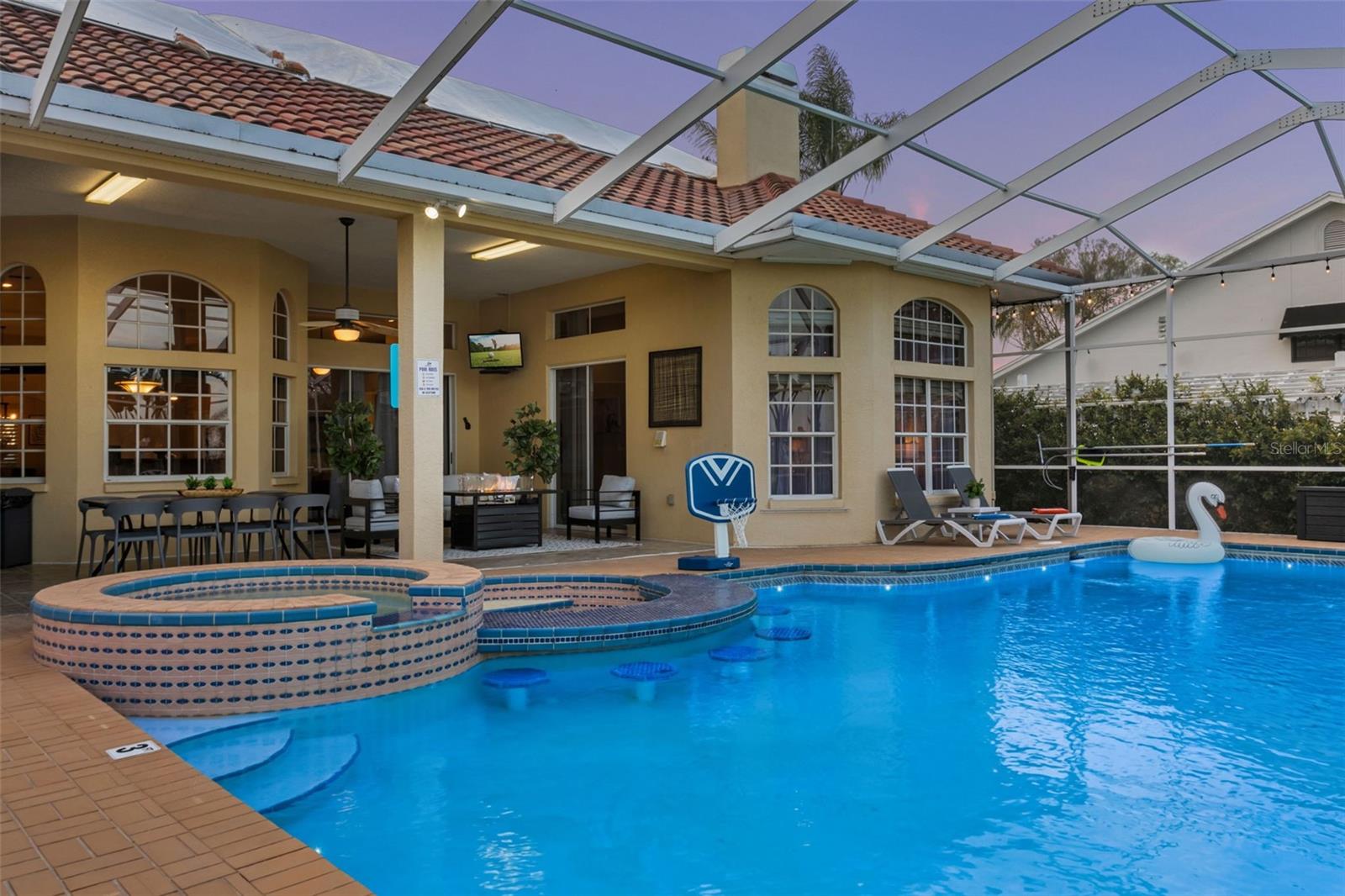 4915 TROYDALE RD, TAMPA, FL, 33615