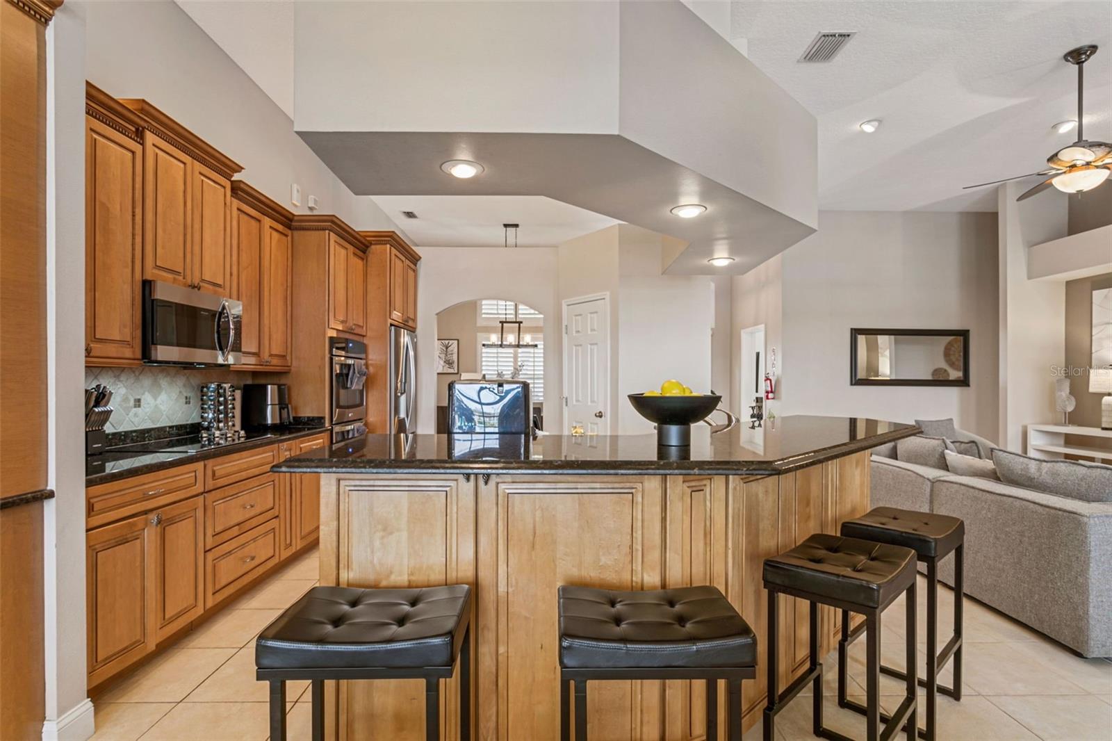 4915 TROYDALE RD, TAMPA, FL, 33615