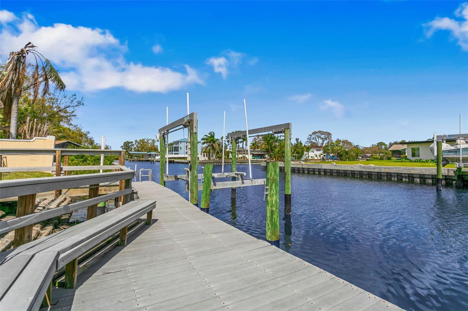 4915 TROYDALE RD, TAMPA, FL, 33615