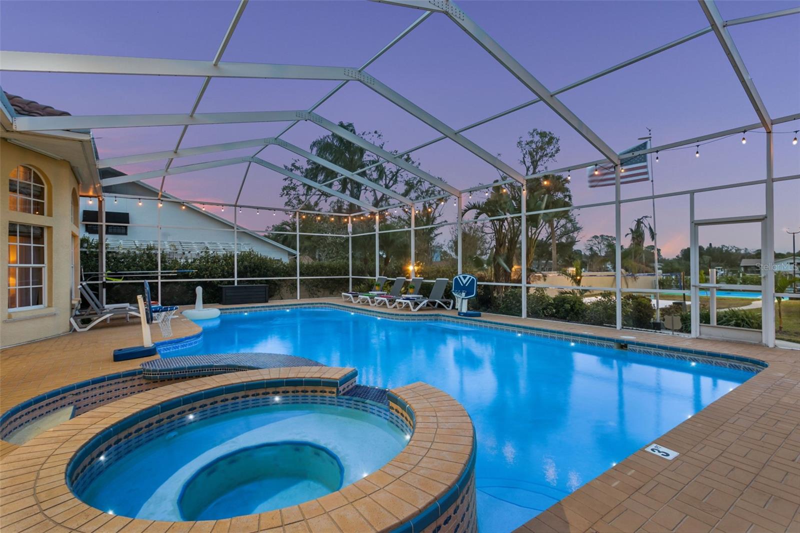 4915 TROYDALE RD, TAMPA, FL, 33615
