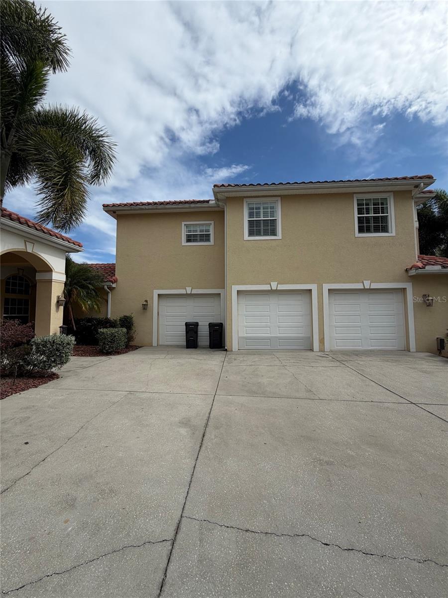 4915 TROYDALE RD, TAMPA, FL, 33615