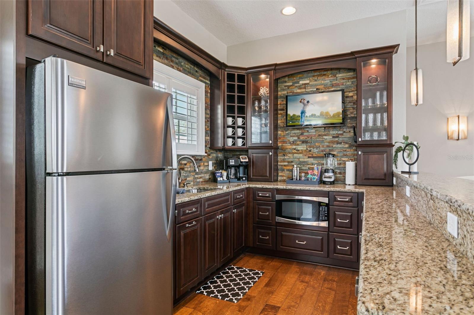 4915 TROYDALE RD, TAMPA, FL, 33615