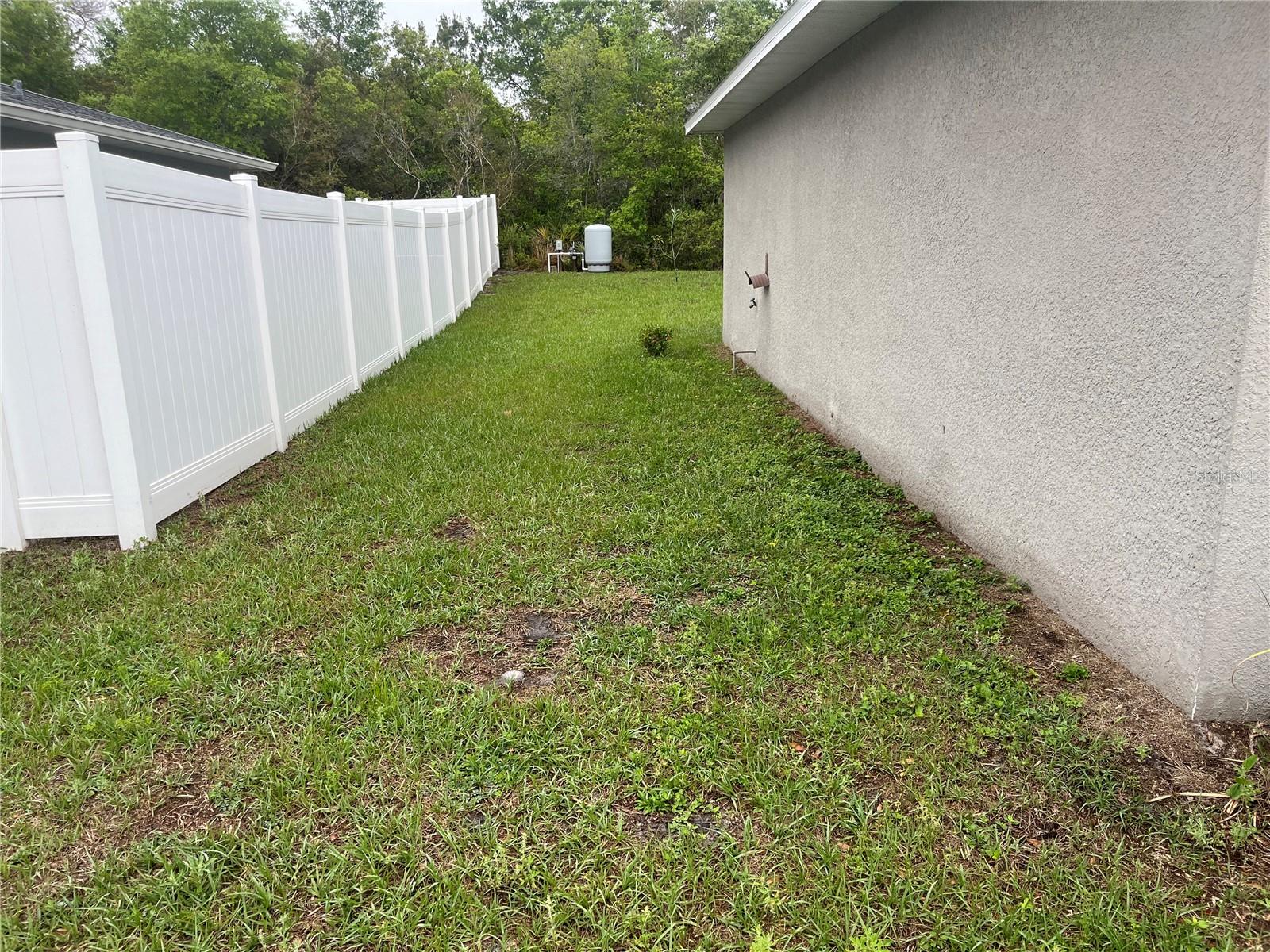 619 HICKORY AVE, ORANGE CITY, FL, 32763