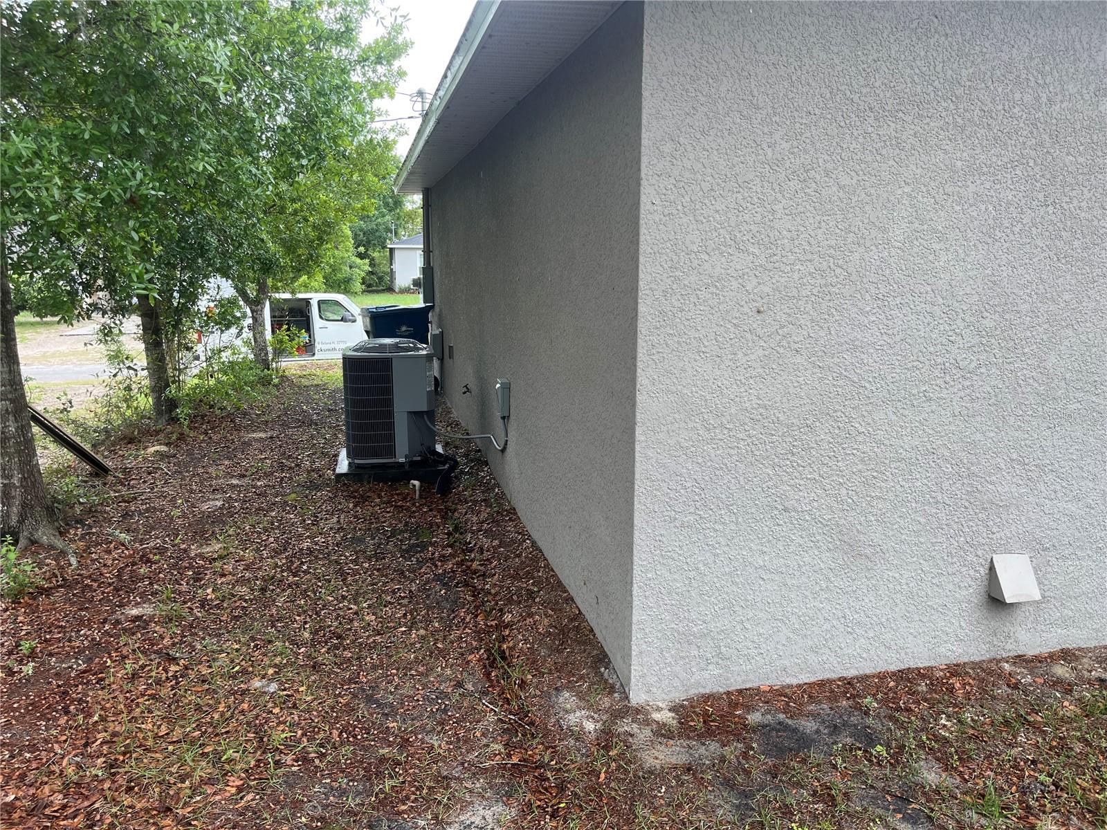 619 HICKORY AVE, ORANGE CITY, FL, 32763