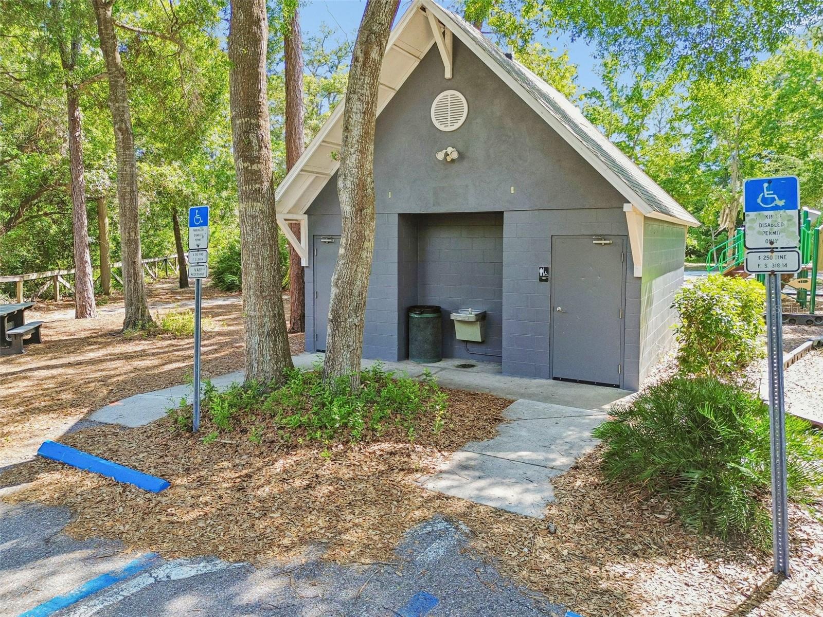 1441 WATERMILL CIR, TARPON SPRINGS, FL, 34689