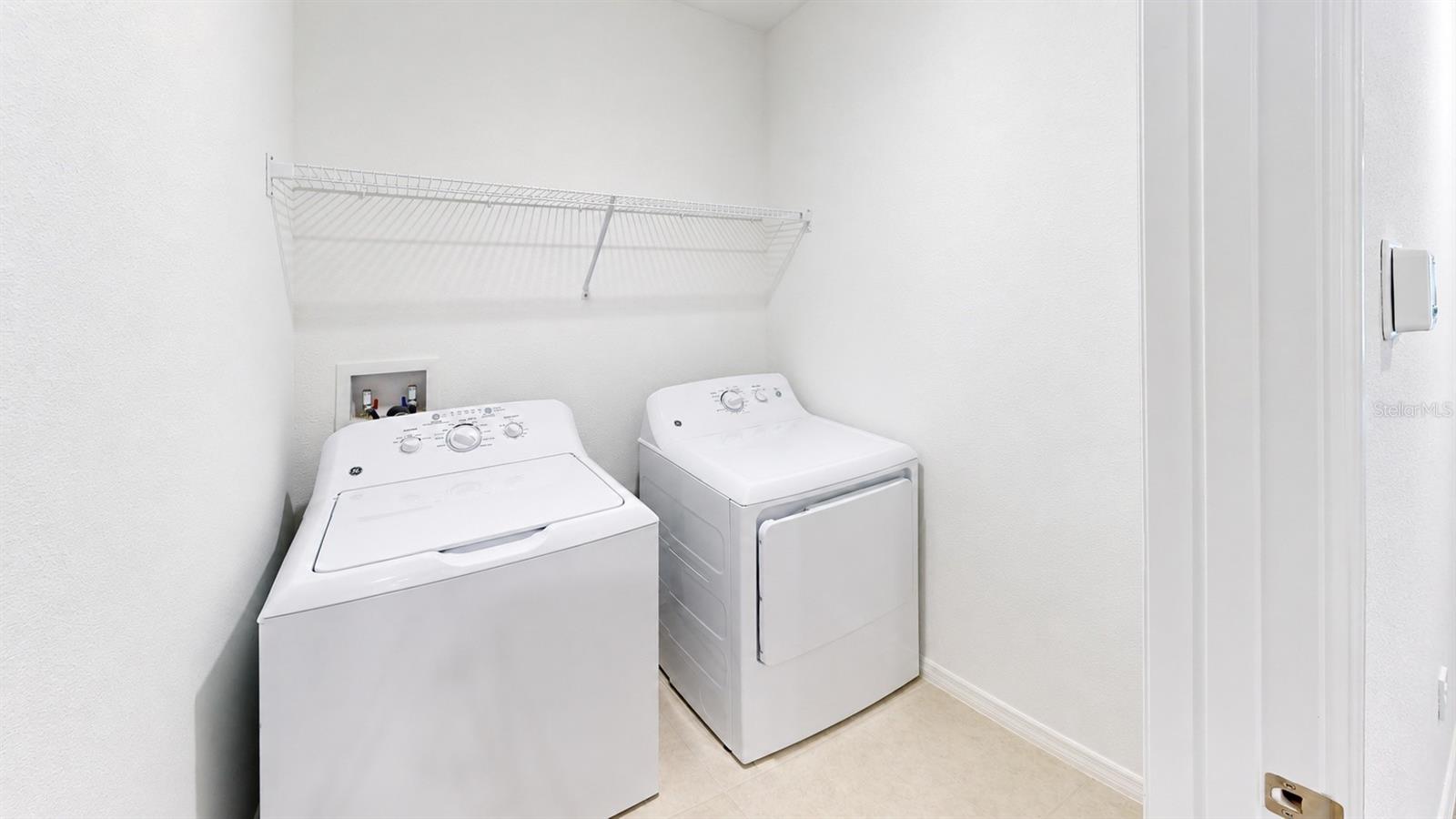2239 ROSE FINCH HILL PLACE, WIMAUMA, FL, 33598