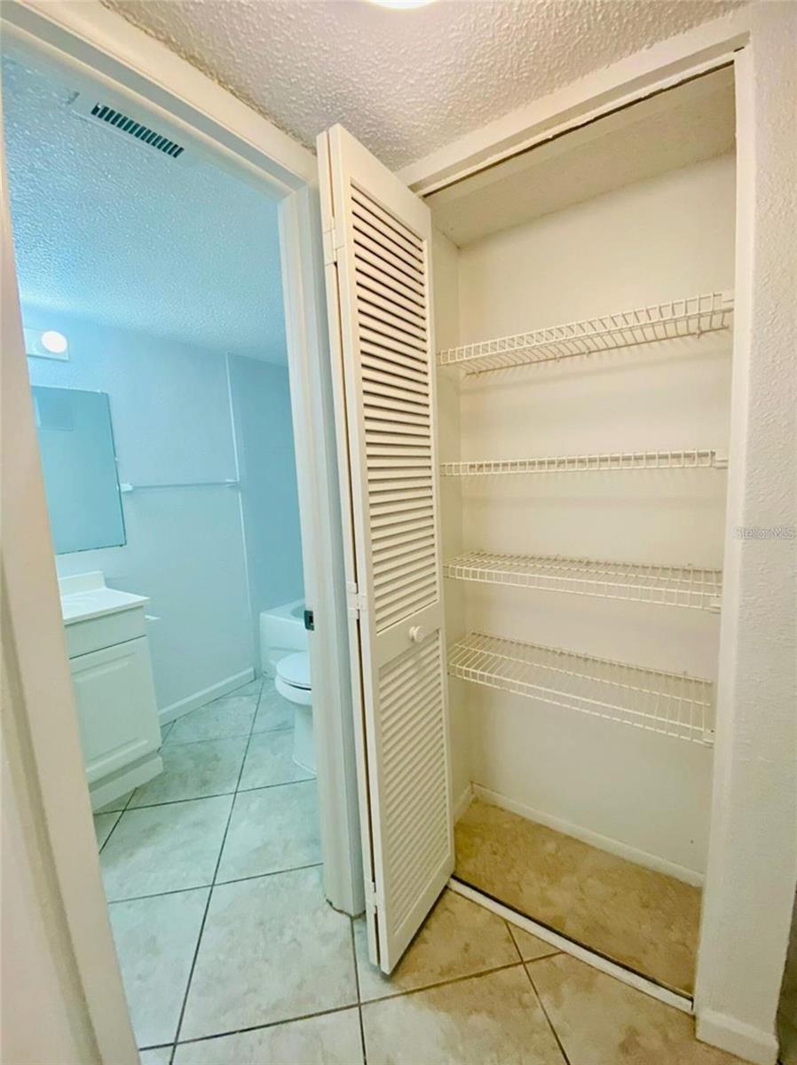 633 N KEENE RD #APT C, CLEARWATER, FL, 33755