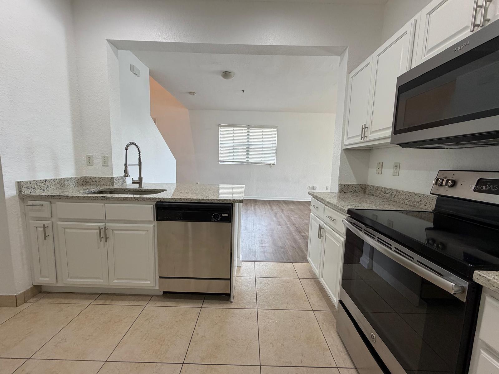 1568 PORTOFINO MEADOWS BLVD, ORLANDO, FL, 32824