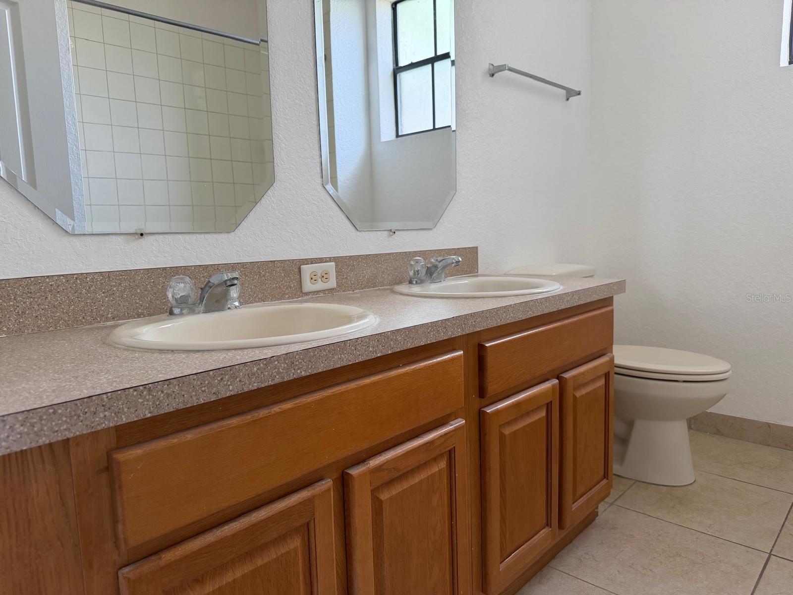 1568 PORTOFINO MEADOWS BLVD, ORLANDO, FL, 32824