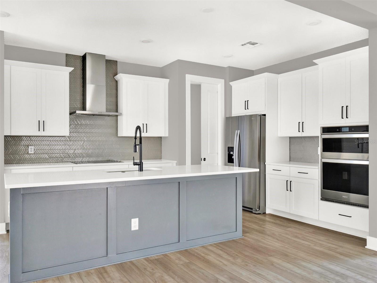 7653 NEMOURS PKWY, ORLANDO, FL, 32827
