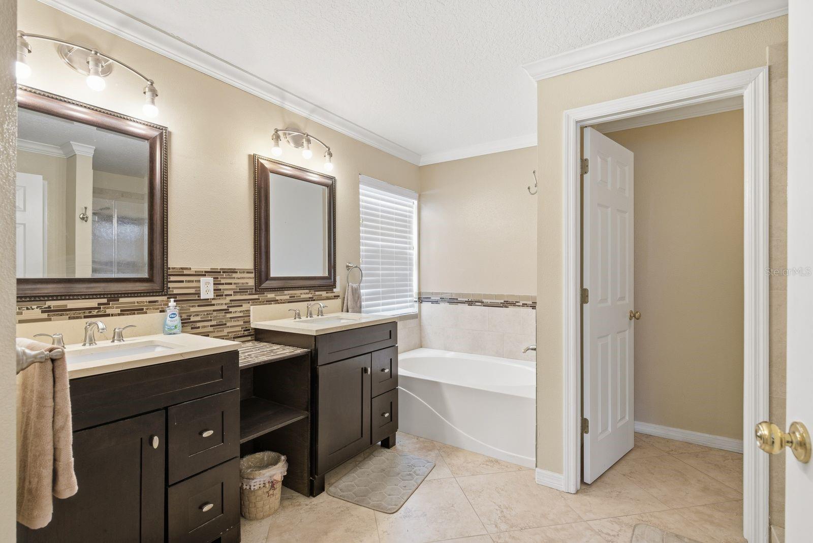 384 WINGATE CIR, OLDSMAR, FL, 34677