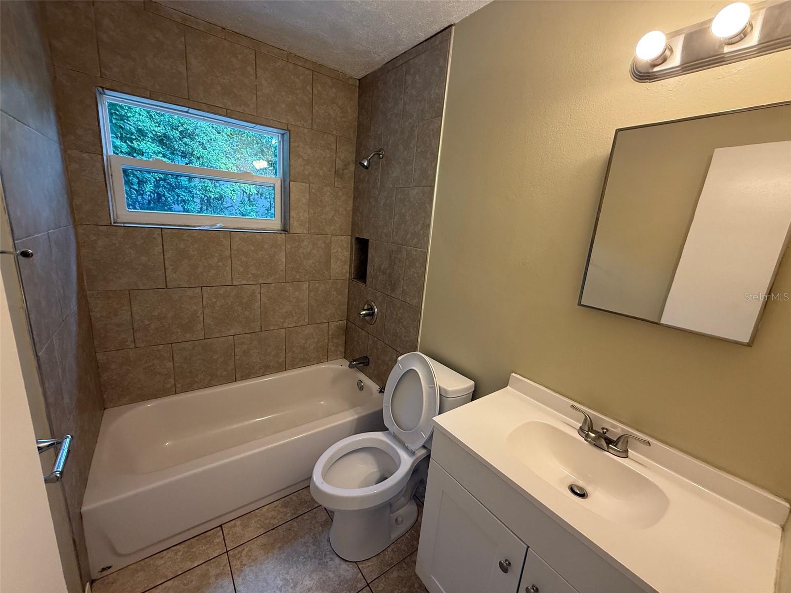 3537 NW 49 AVE, GAINESVILLE, FL, 32606