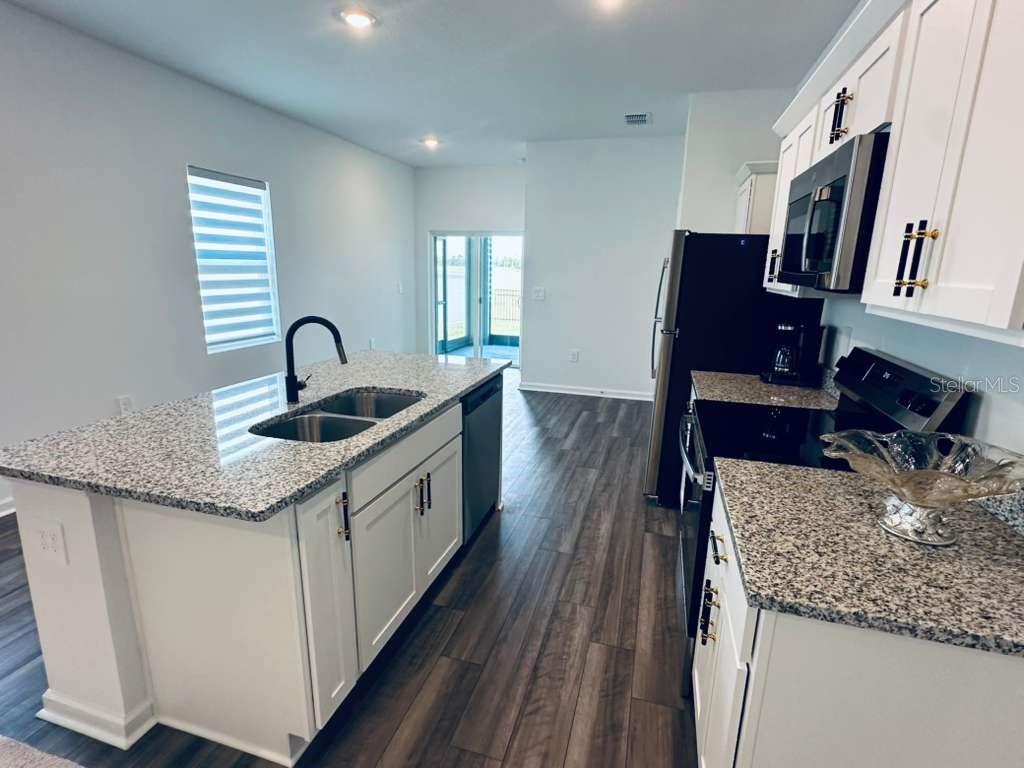 10473 CURVING CREEK LOOP, PARRISH, FL, 34219