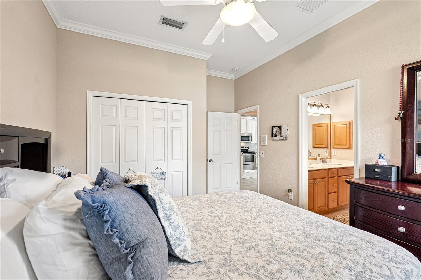 6615 BUTLERS CREST DR, BRADENTON, FL, 34203