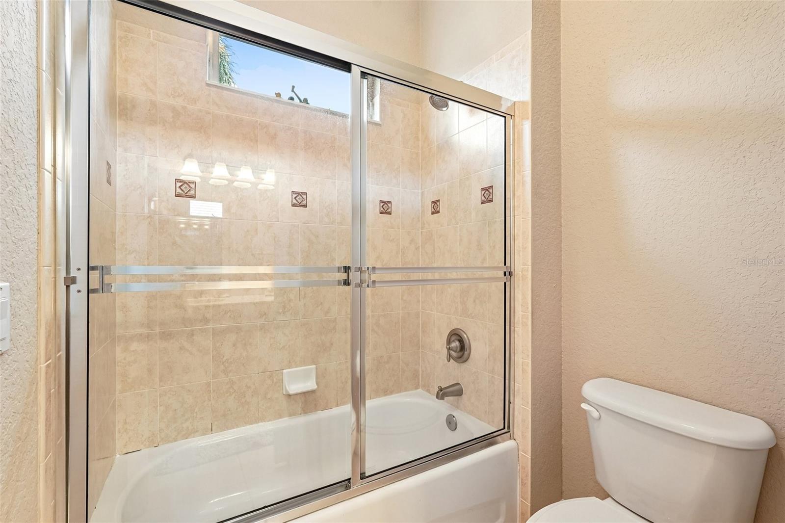 6615 BUTLERS CREST DR, BRADENTON, FL, 34203