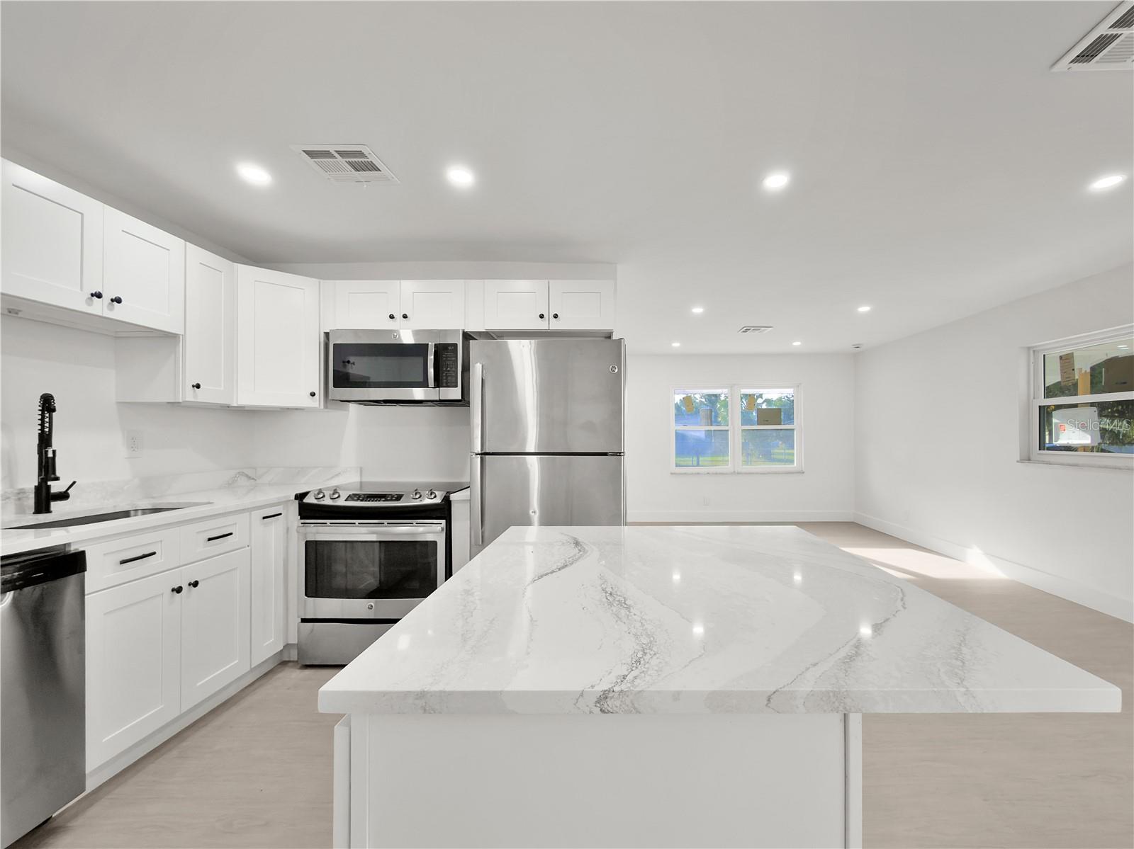 941 KATHY ST, DAYTONA BEACH, FL, 32114
