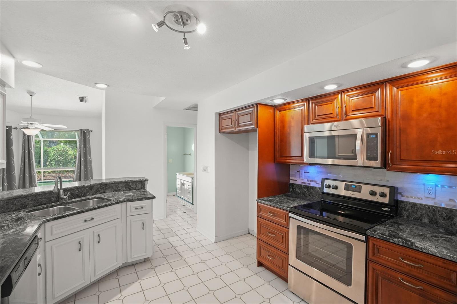 8020 MOONLIGHT LN, NEW PORT RICHEY, FL, 34654