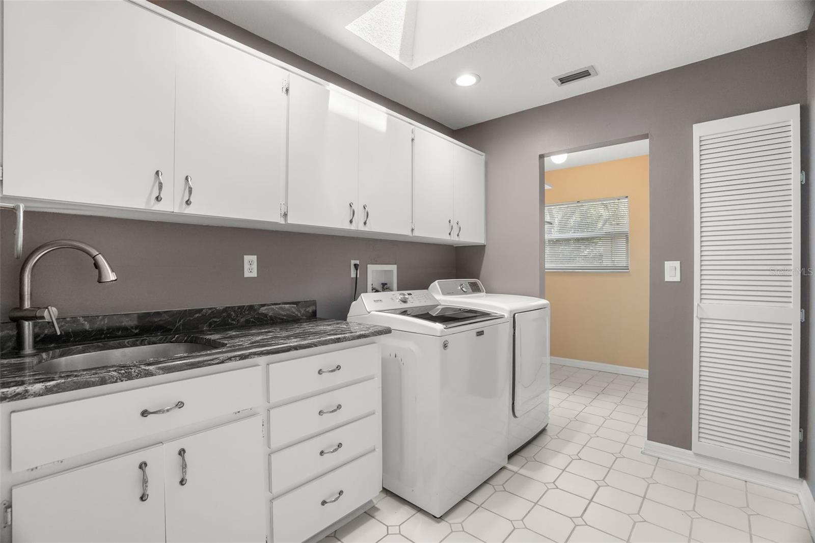 8020 MOONLIGHT LN, NEW PORT RICHEY, FL, 34654