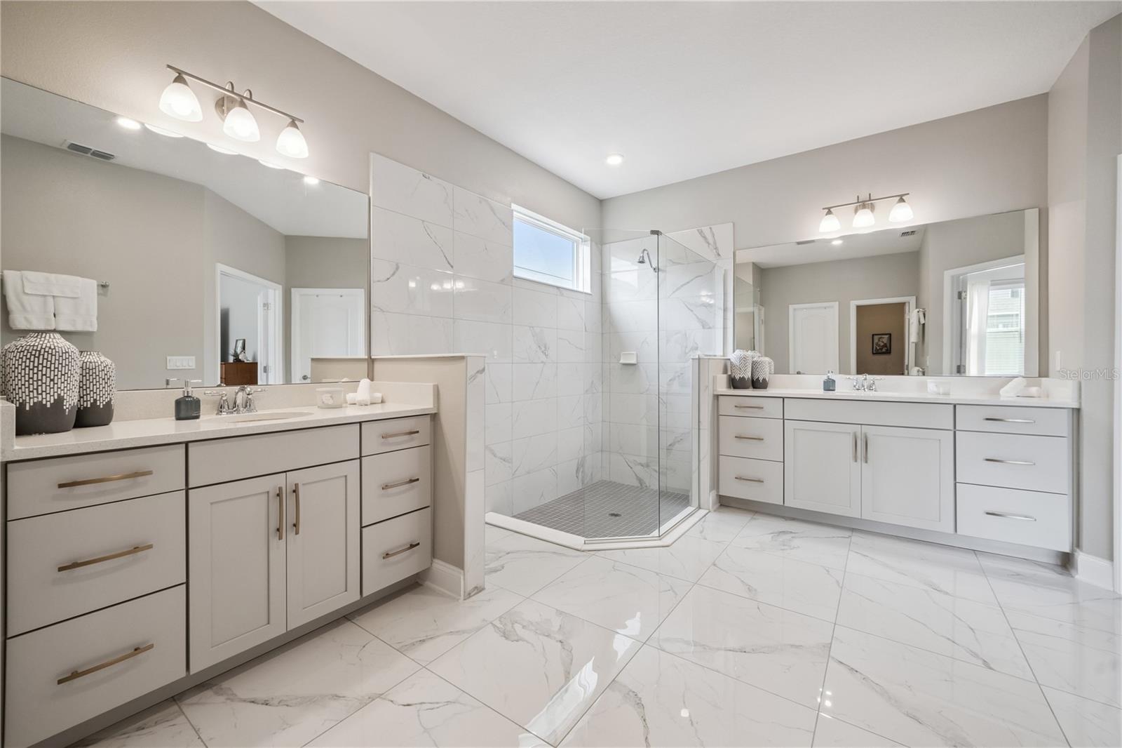 1143 HULL ISLAND DR, WINTER GARDEN, FL, 34787