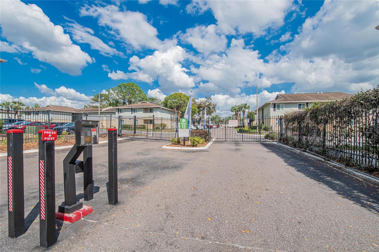 202 RED MAPLE PL #202, BRANDON, FL, 33510