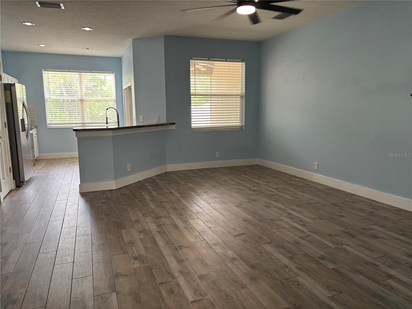 624 BLACK LION DR NE, ST PETERSBURG, FL, 33716
