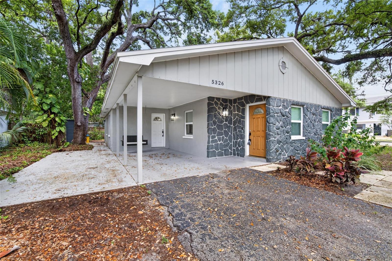 5326 S RUSSELL ST, TAMPA, FL, 33611