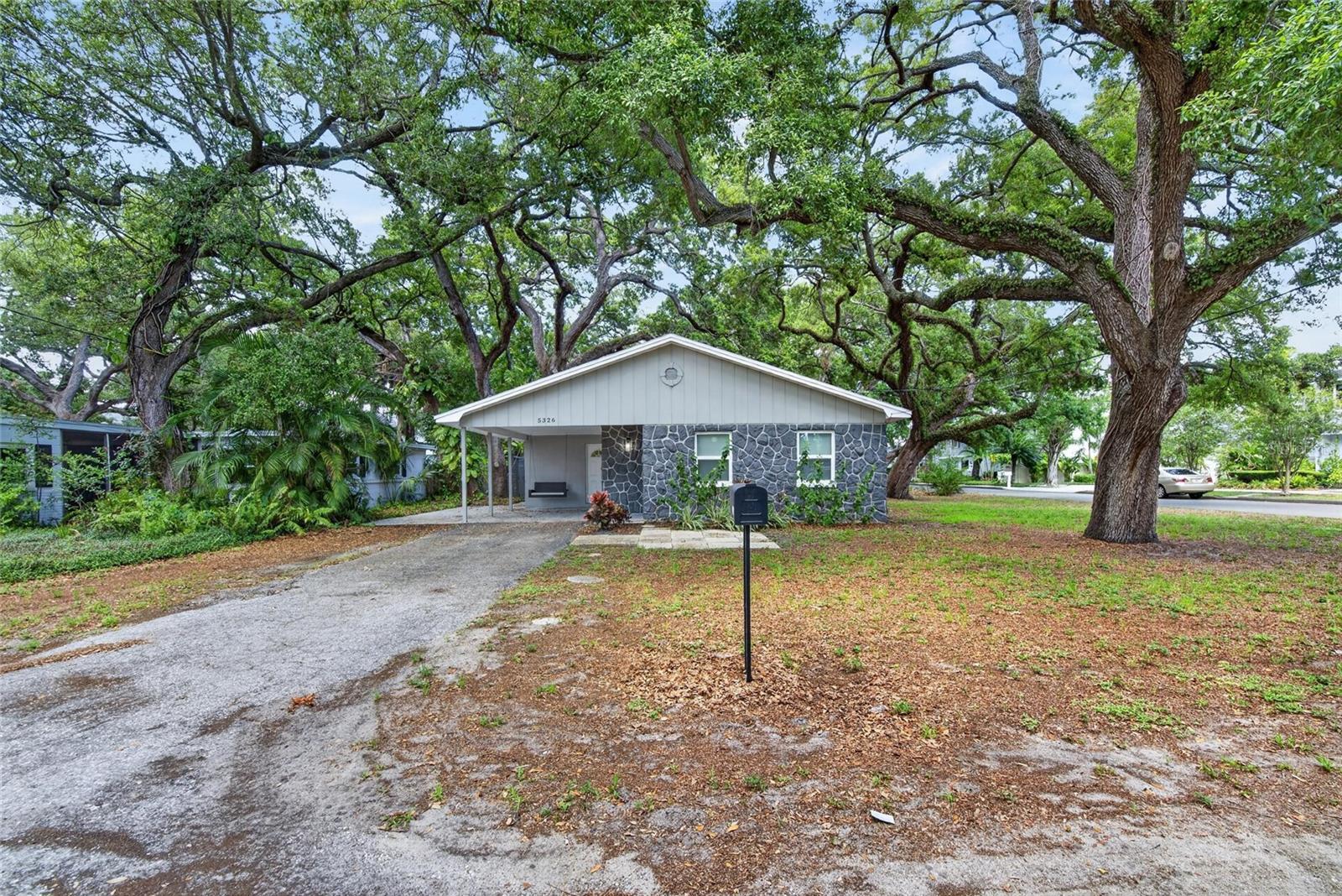 5326 S RUSSELL ST, TAMPA, FL, 33611