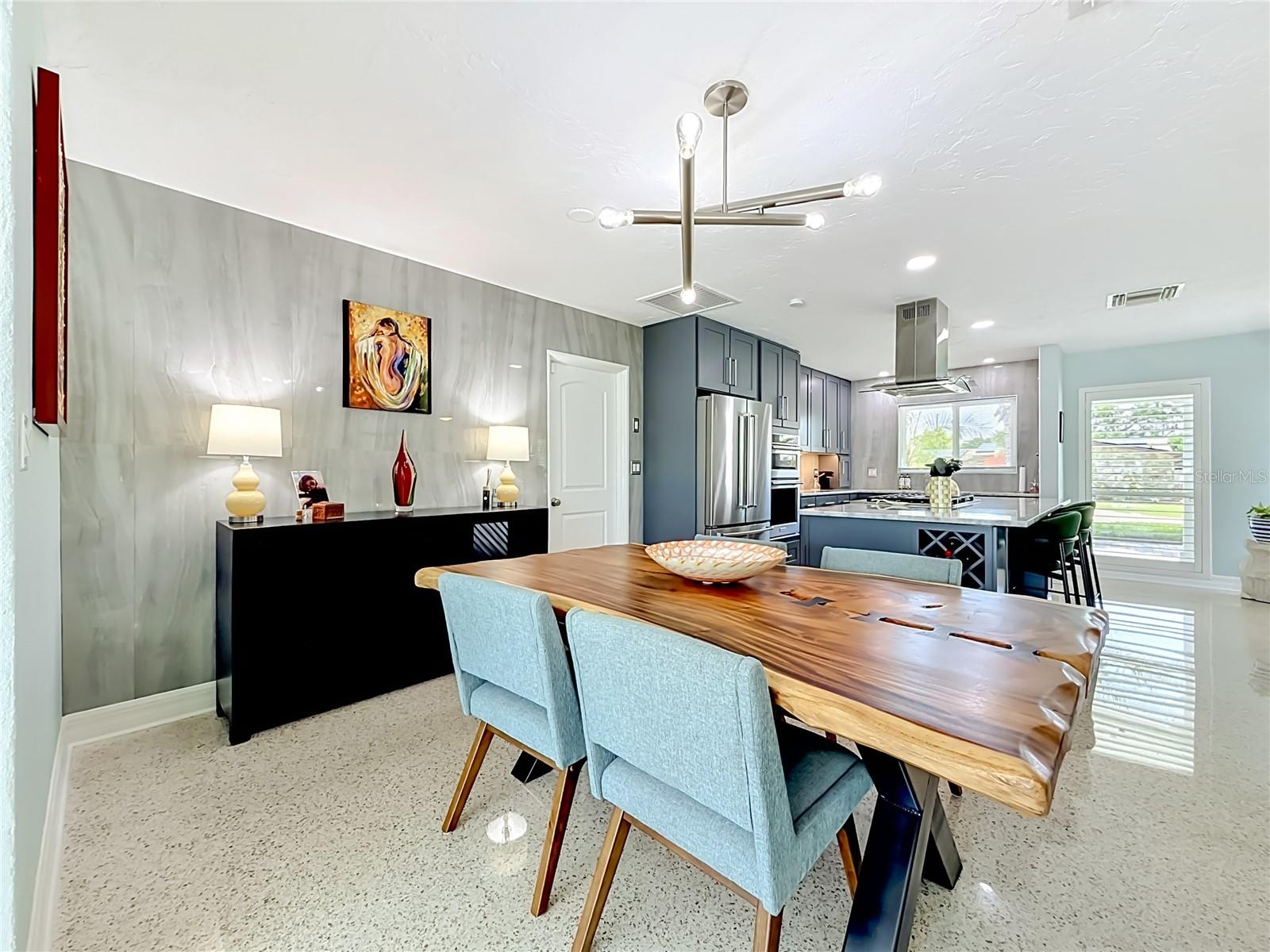 5083 41ST ST S, ST PETERSBURG, FL, 33711