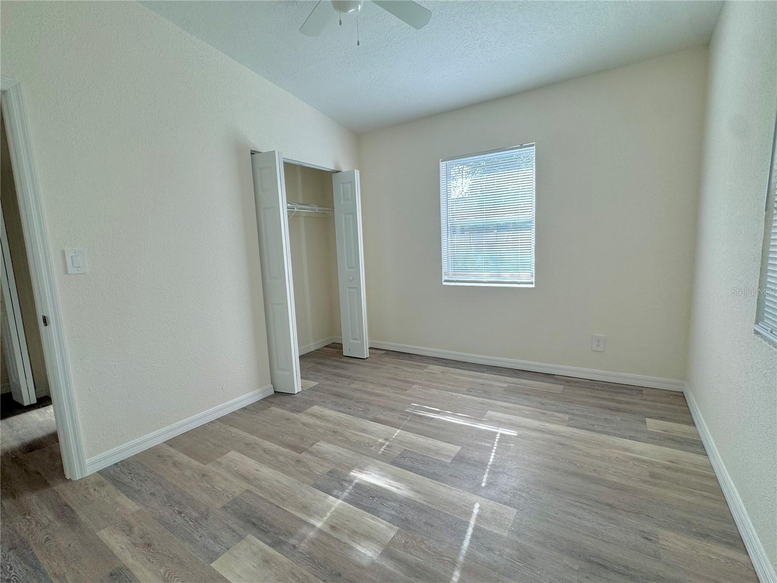 9805 N MYRTLE ST, TAMPA, FL, 33617