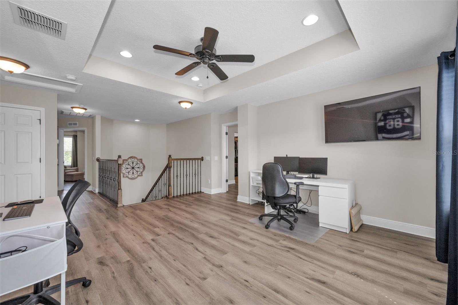 10764 PLEASANT KNOLL DR, TAMPA, FL, 33647