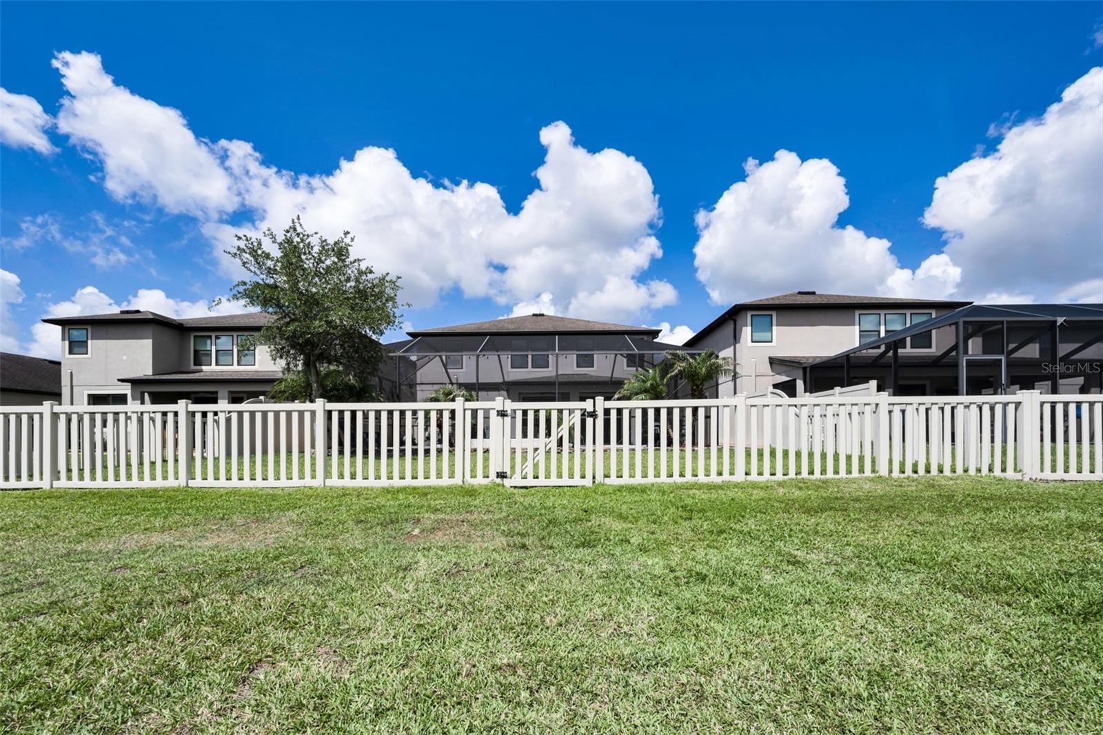 10764 PLEASANT KNOLL DR, TAMPA, FL, 33647
