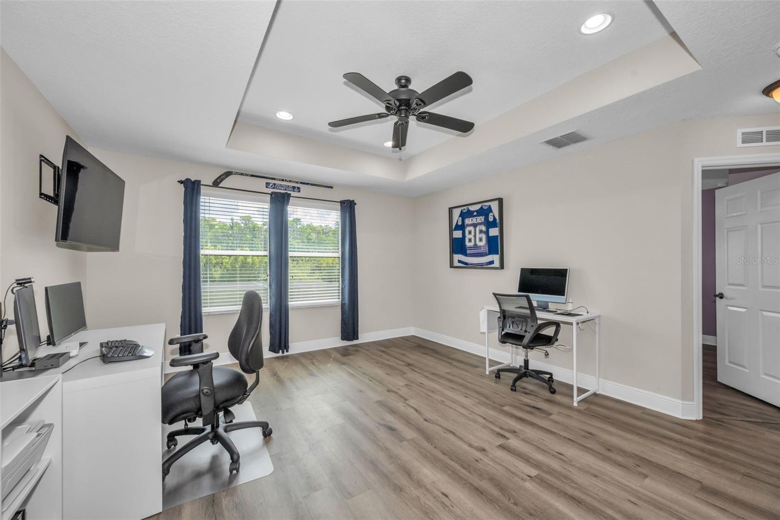 10764 PLEASANT KNOLL DR, TAMPA, FL, 33647