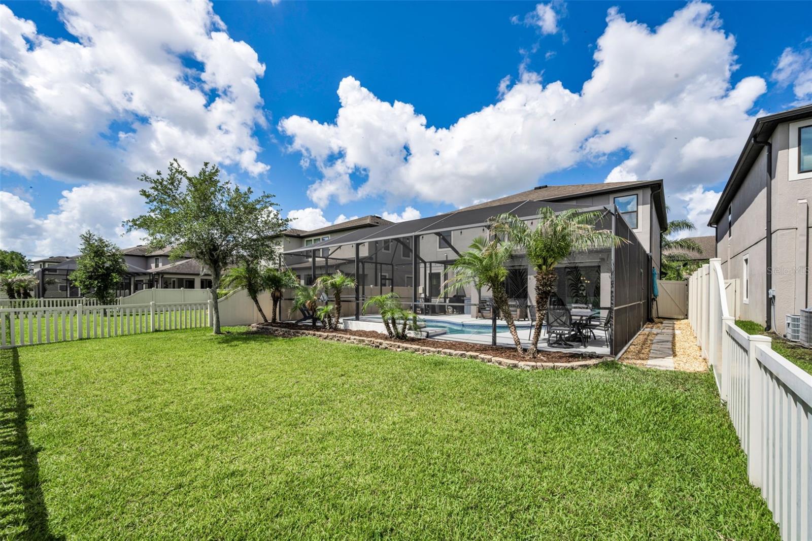 10764 PLEASANT KNOLL DR, TAMPA, FL, 33647