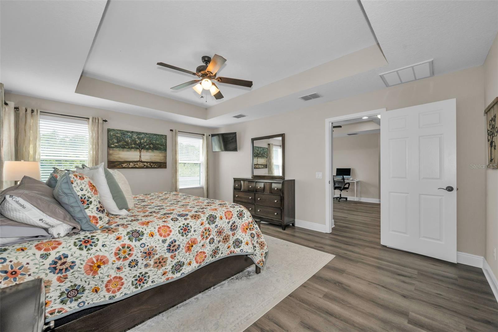 10764 PLEASANT KNOLL DR, TAMPA, FL, 33647