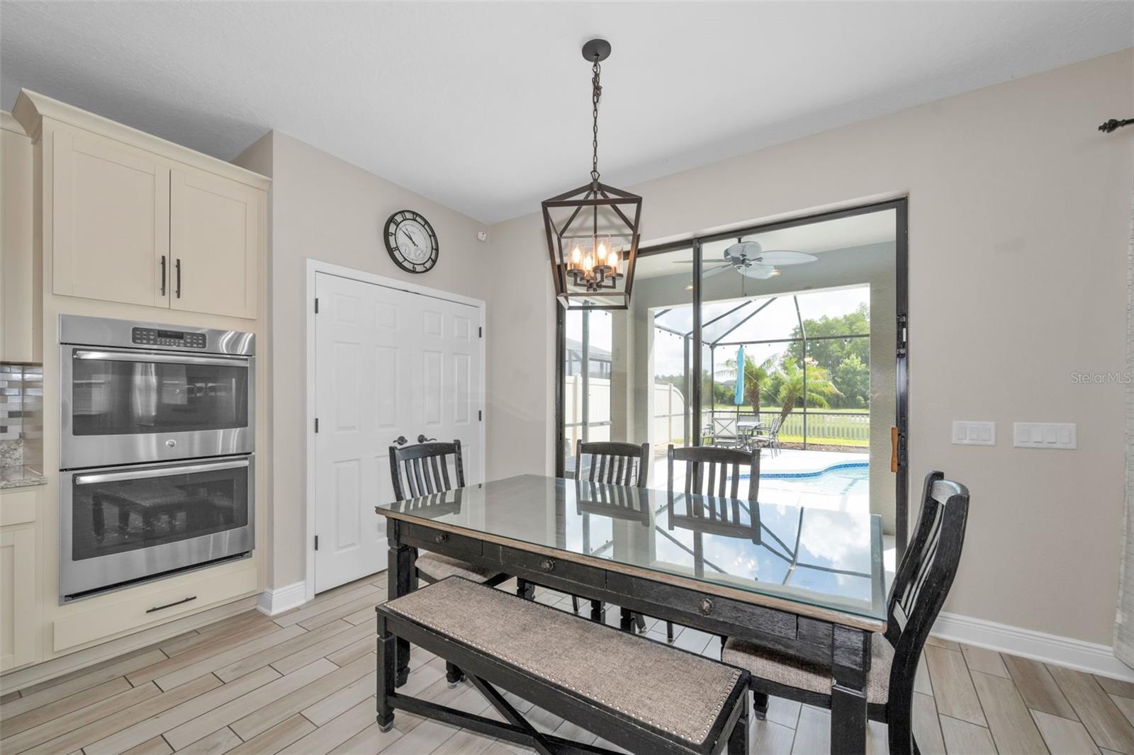 10764 PLEASANT KNOLL DR, TAMPA, FL, 33647