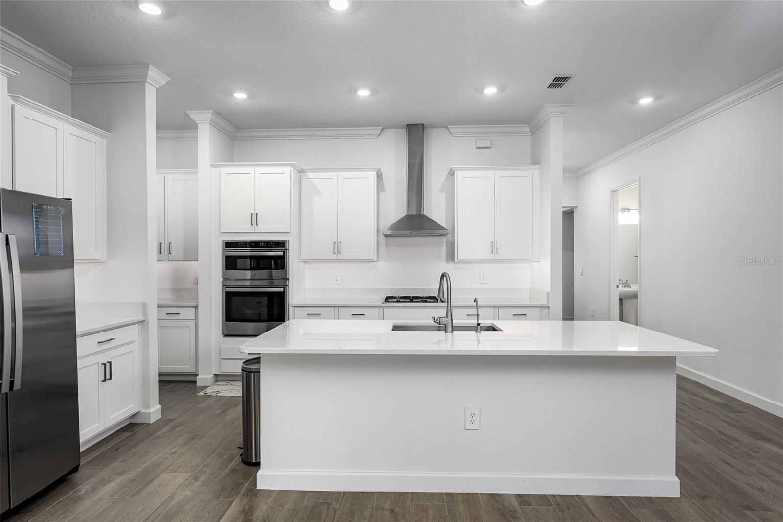 17439 HOLLY WELL AVE, WIMAUMA, FL, 33598