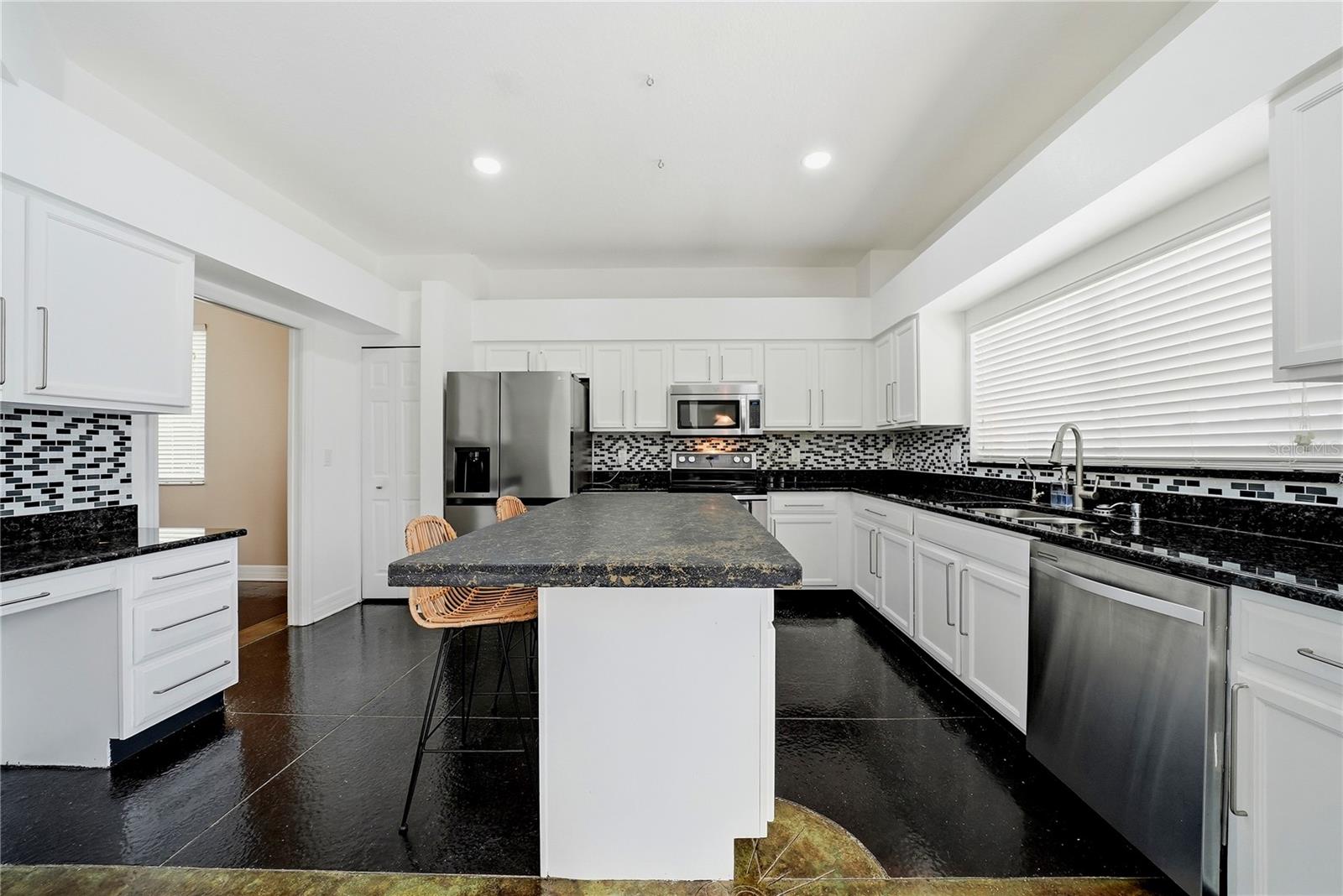 13012 SAINT FILAGREE DR, RIVERVIEW, FL, 33579