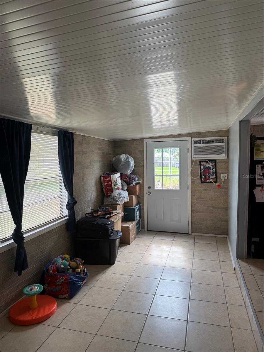 29156 CRAWFORD AVE, PUNTA GORDA, FL, 33982