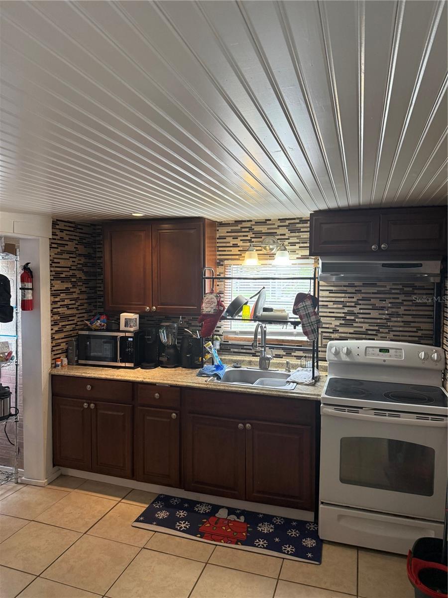 29156 CRAWFORD AVE, PUNTA GORDA, FL, 33982